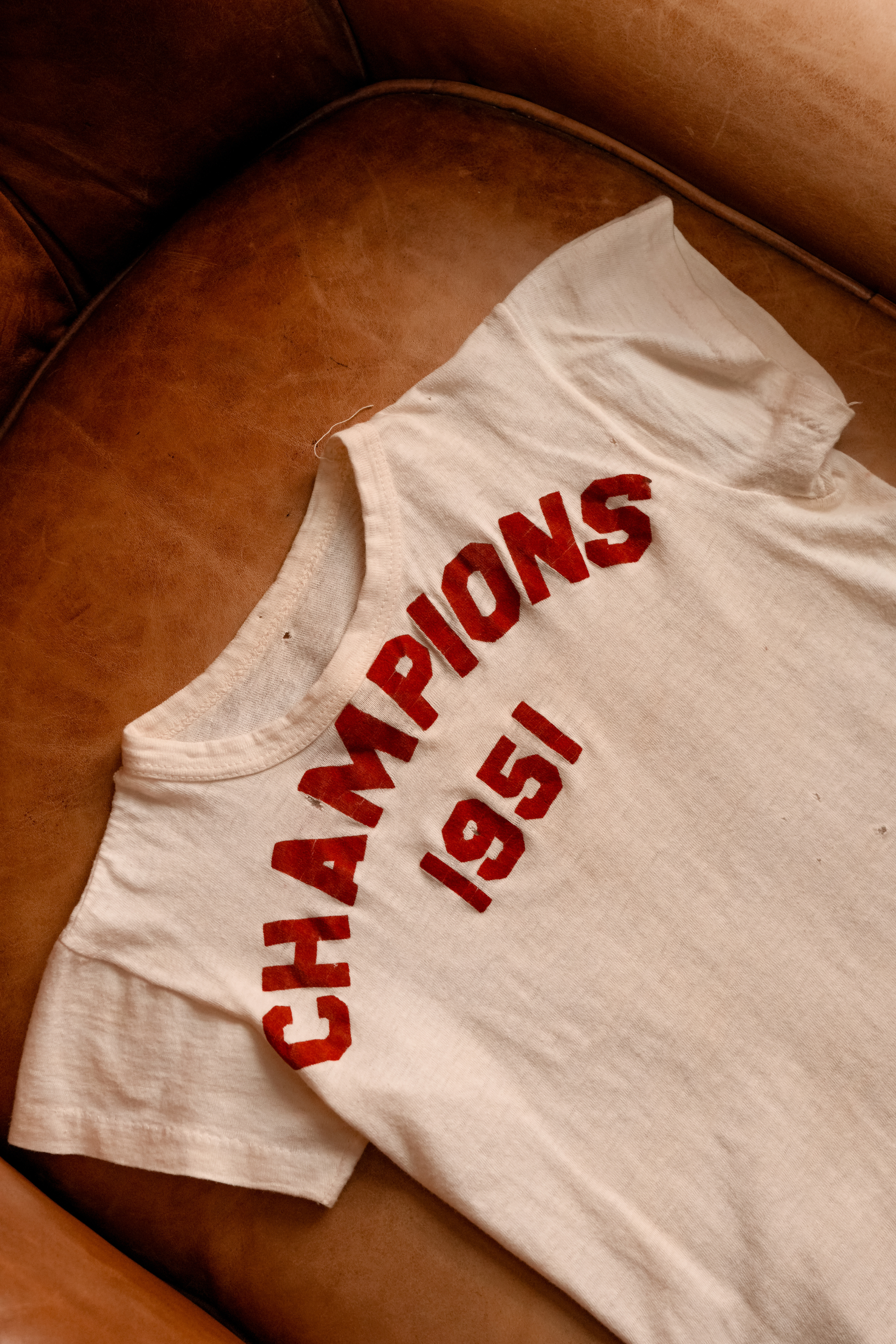Rare True Vintage 1951 Champion Graphic Collegiate T-Shirt (XXS-XS)