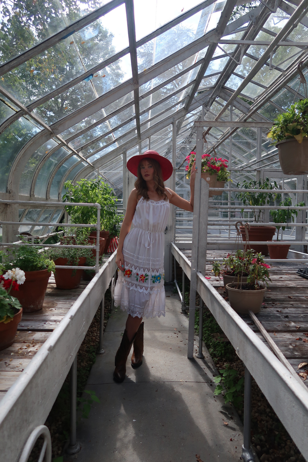 1960s Embroidered White Cotton Folk Dress (XS-M)