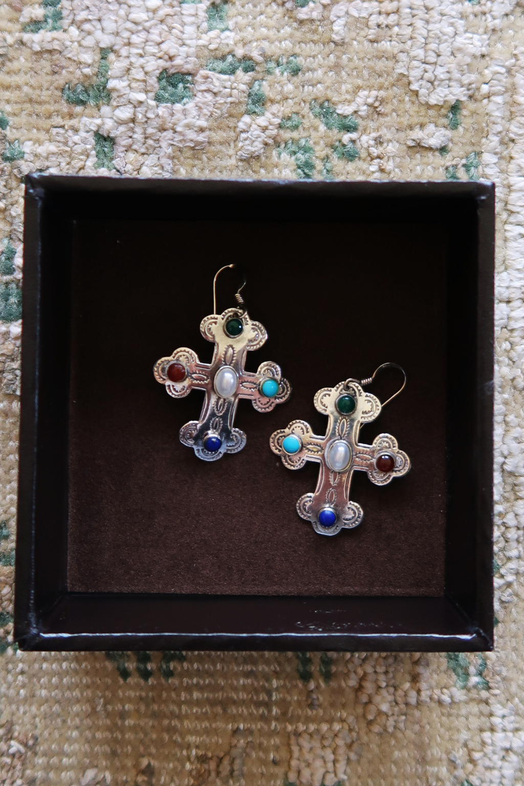 Vintage Southwestern Sterling Silver Cross Earrings