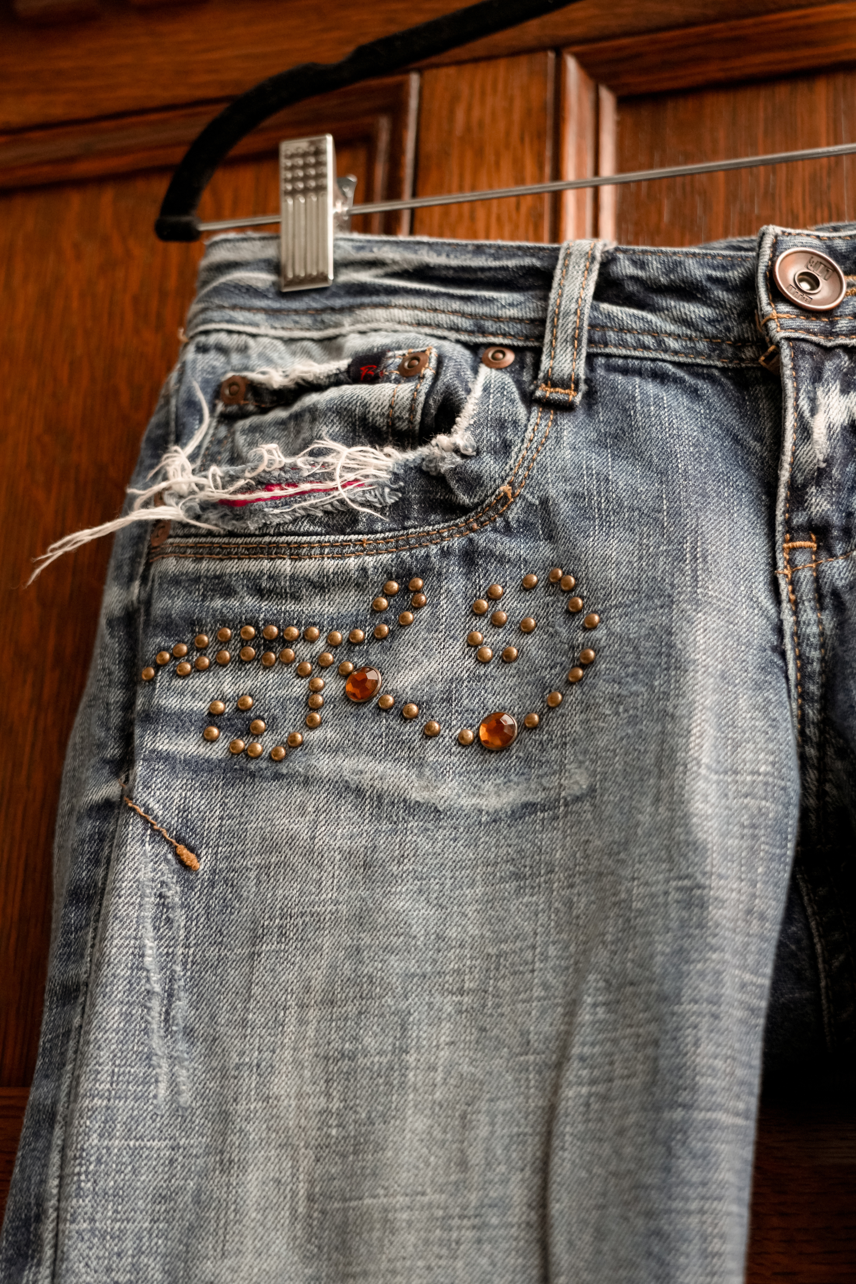 Vintage Studded Distressed Low Rise Jeans - Amber Bronze Swirls (27)