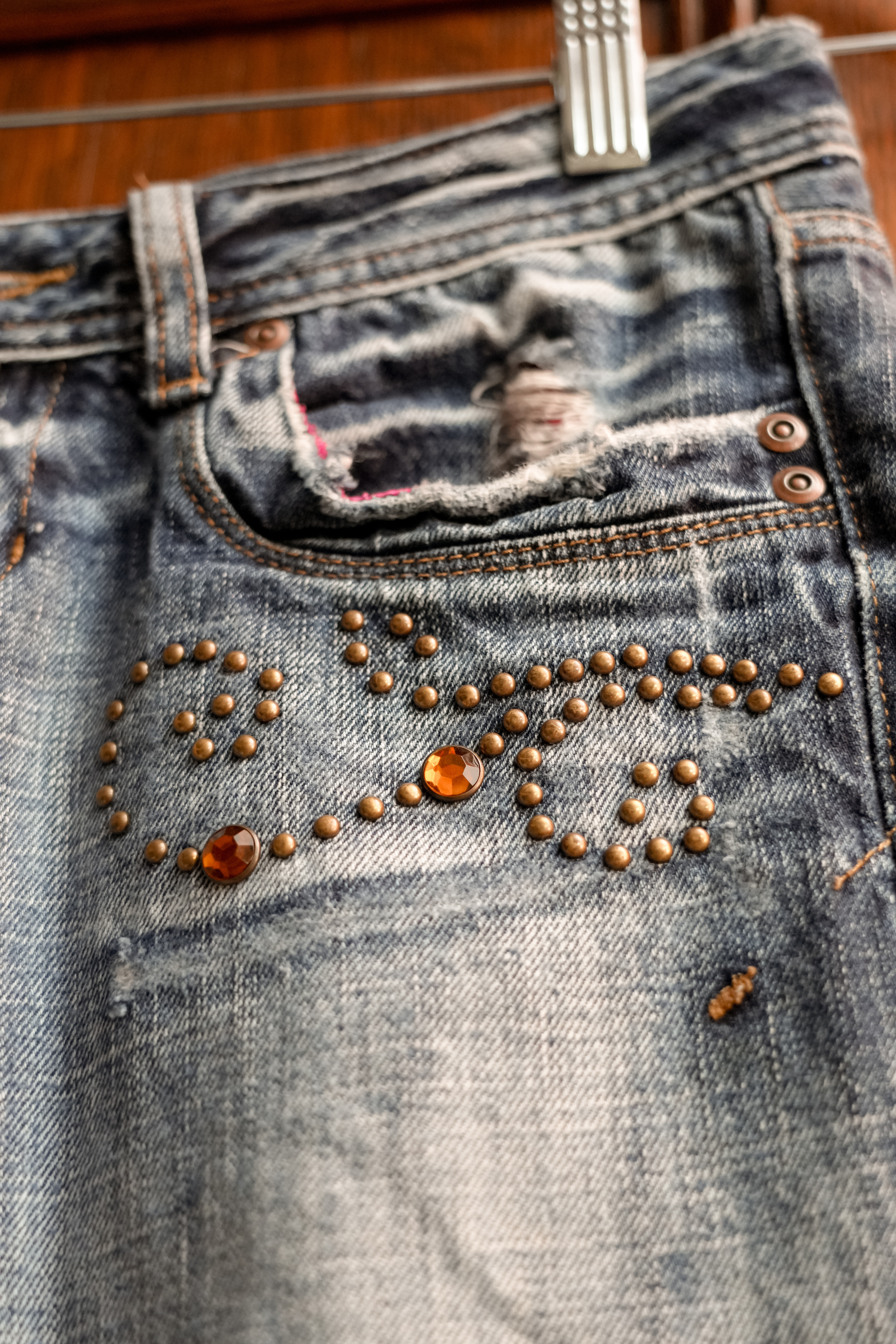 Vintage Studded Distressed Low Rise Jeans - Amber Bronze Swirls (27)