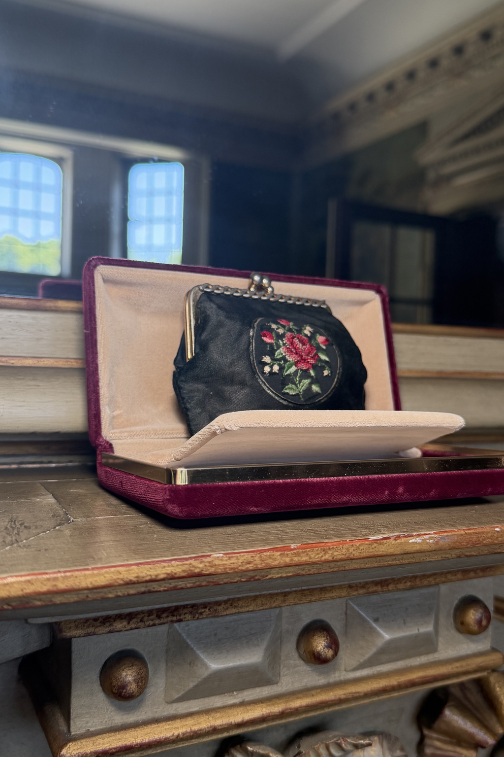 1950s Vintage Black Silk Faille Kiss-Lock Coin Purse | Hand-Embroidered Petit Point Flowers
