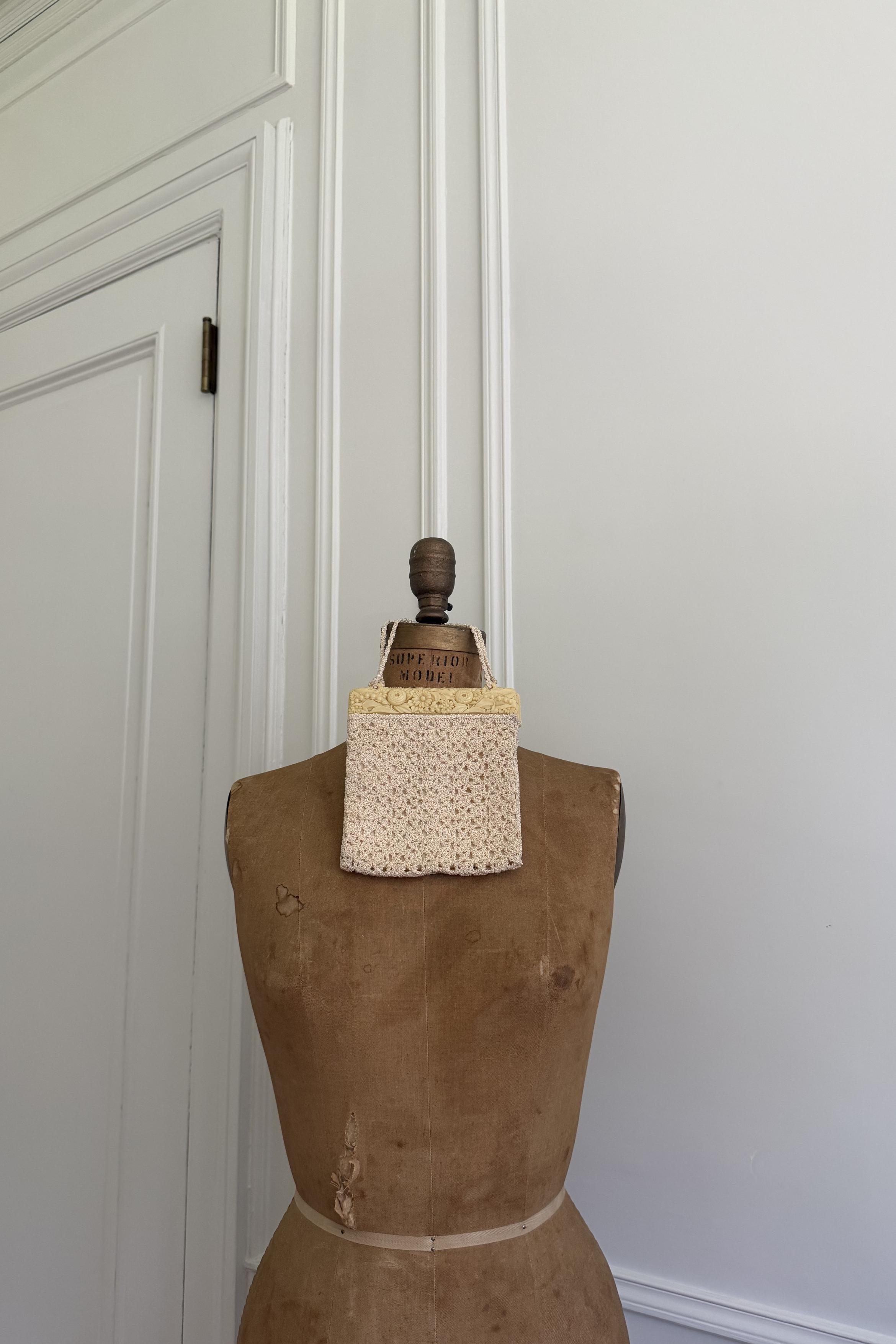 Antique 1920s Cream Crochet Evening Bag with Carved Celluloid Top Frame