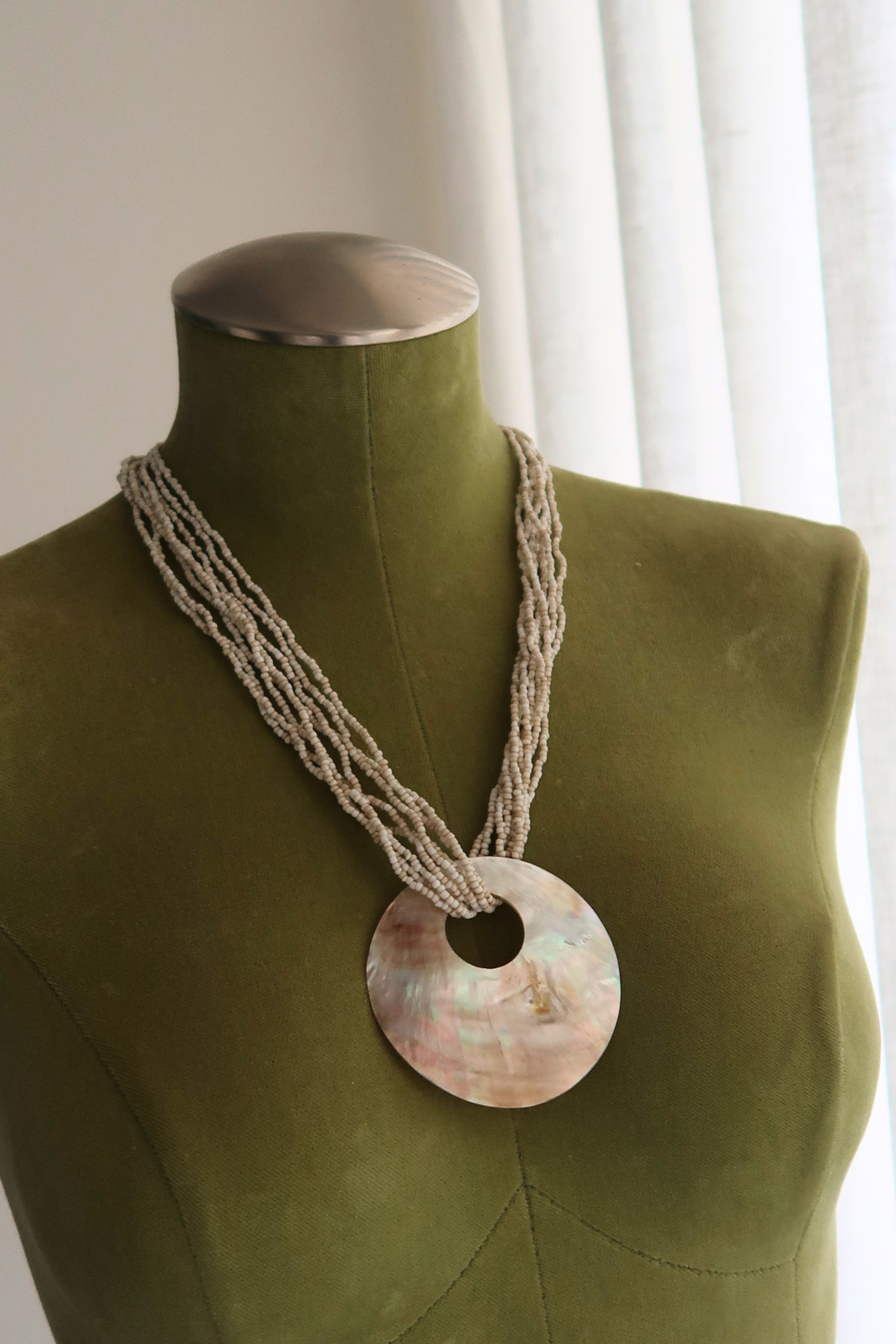 Shell Pendant Statement Necklace