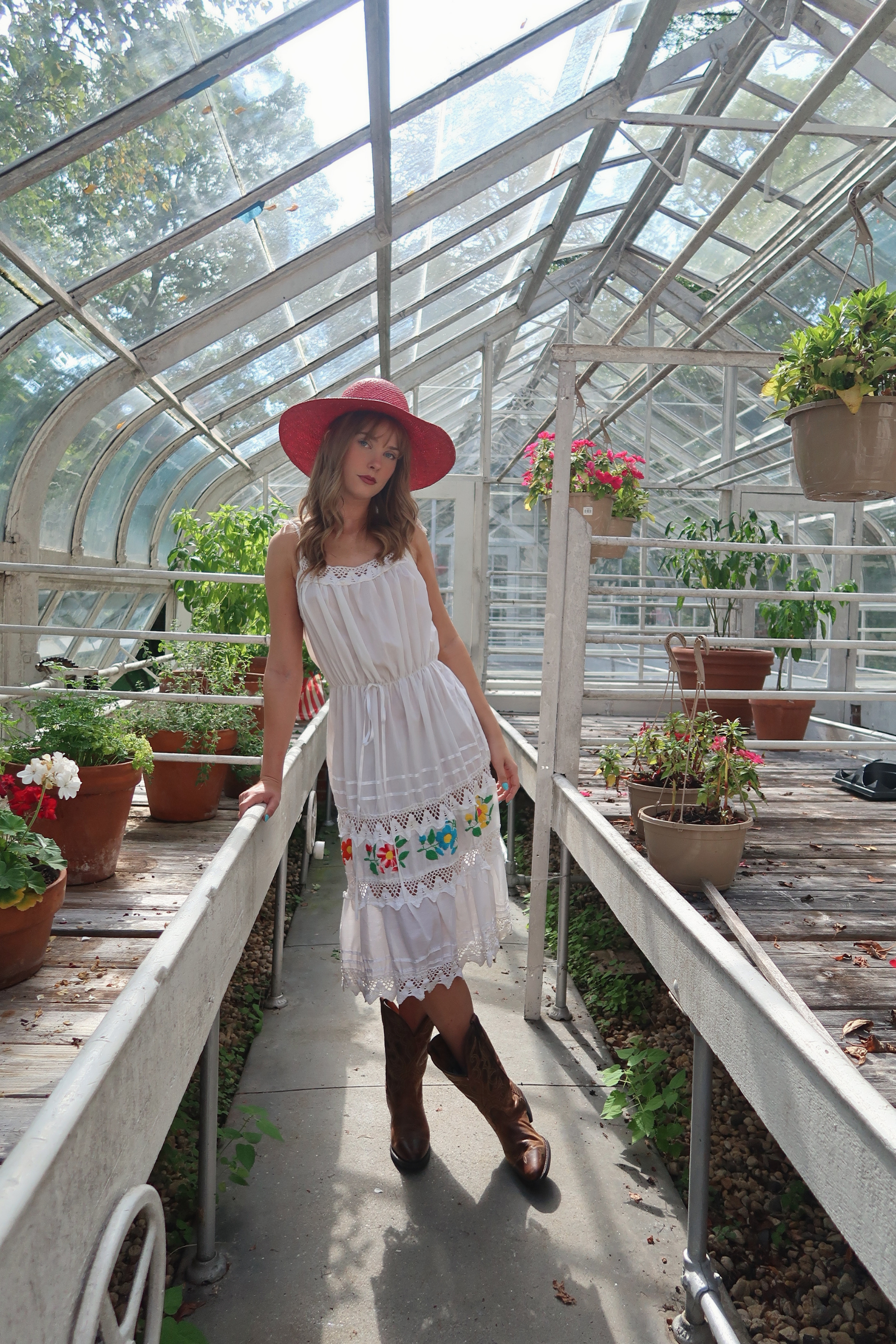 1960s Embroidered White Cotton Folk Dress (XS-M)